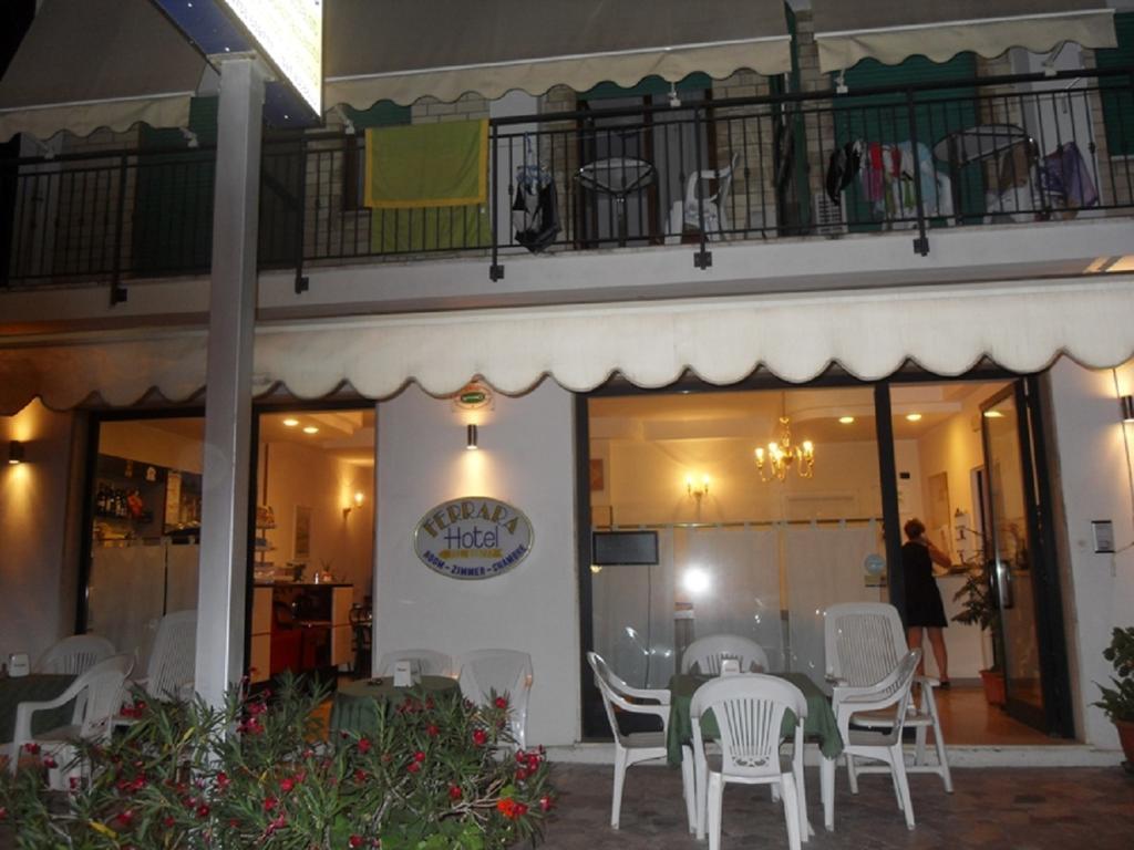 Hotel Ferrara سان بنيديتّو ديل ترونتو المظهر الخارجي الصورة